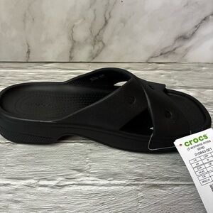 NWT Crocs Women's Black Cross Strap Slide SINGLE LEFT SHOE ONLY Size 9
